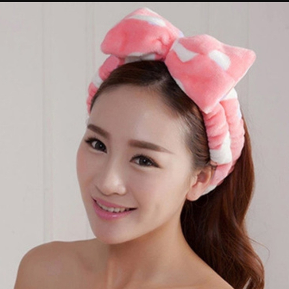 NEW! Fuzzy Polk dot Bow Spa headband